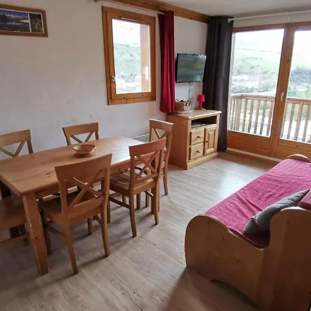 6 Pers Avec Piscine, Skis, Ascenseur A - Fr-1-508-93 Apartment